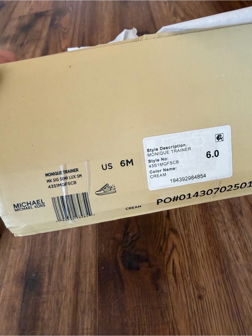 Michael Kors Monique Trainer Cream size 6 M